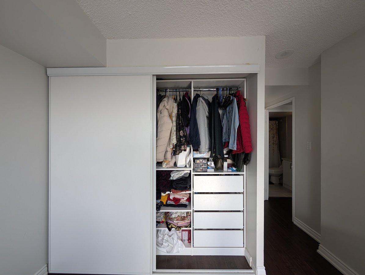 2550 Lawrence Avenue East - Photo 2