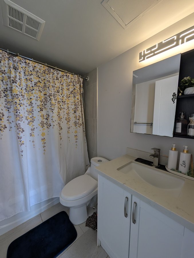 2550 Lawrence Avenue East - Photo 4
