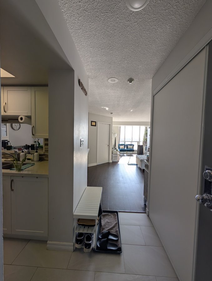 2550 Lawrence Avenue East - Photo 11