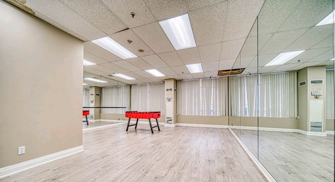 2550 Lawrence Avenue East - Photo 14