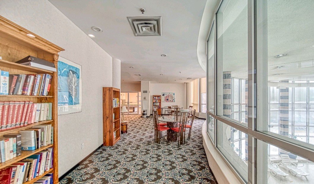 2550 Lawrence Avenue East - Photo 17
