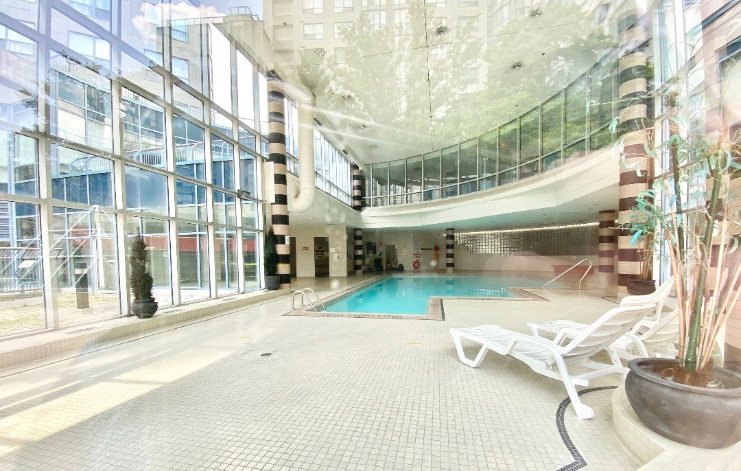 2550 Lawrence Avenue East - Photo 18