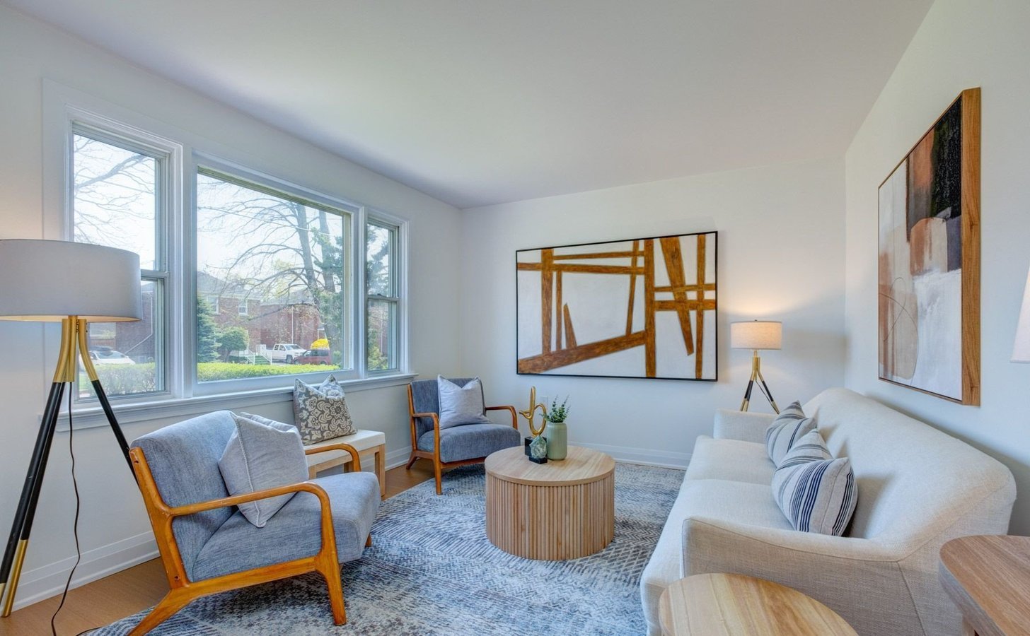 40 Stamford Square North - Photo 2