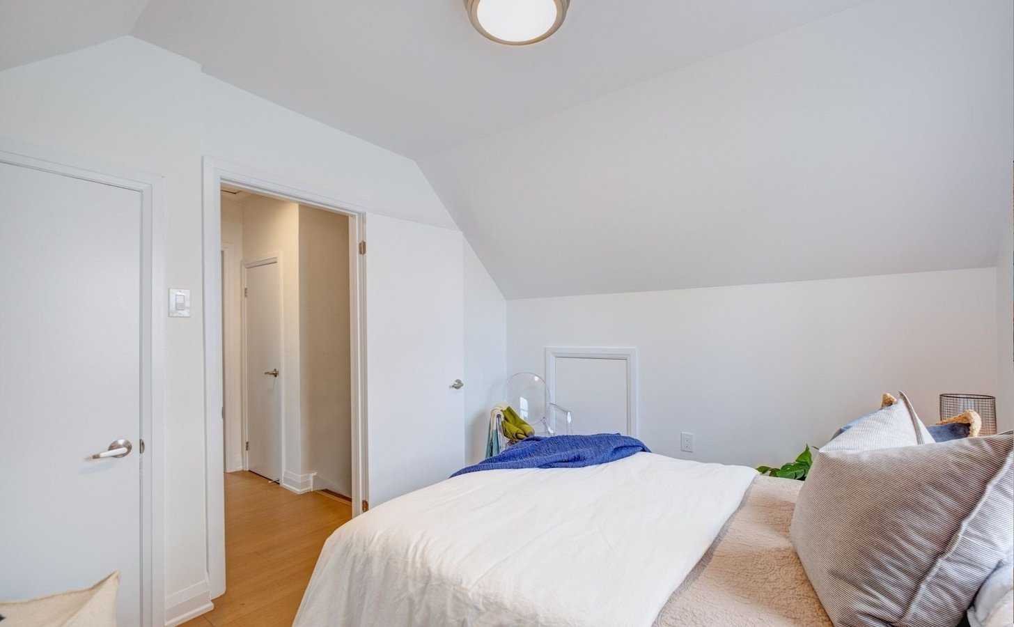 40 Stamford Square North - Photo 12