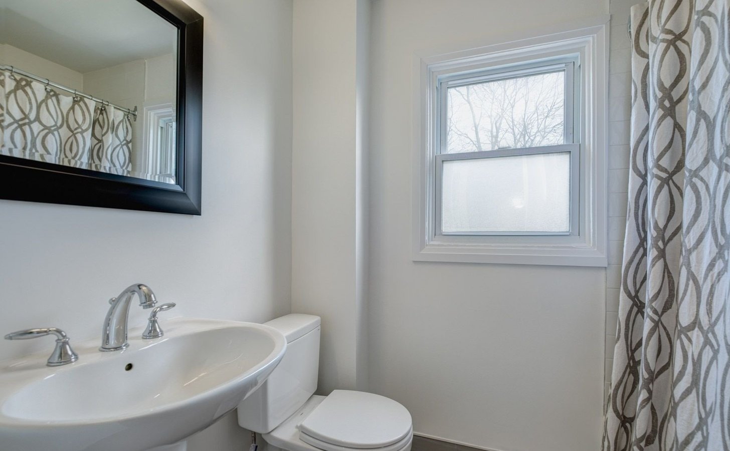40 Stamford Square North - Photo 16