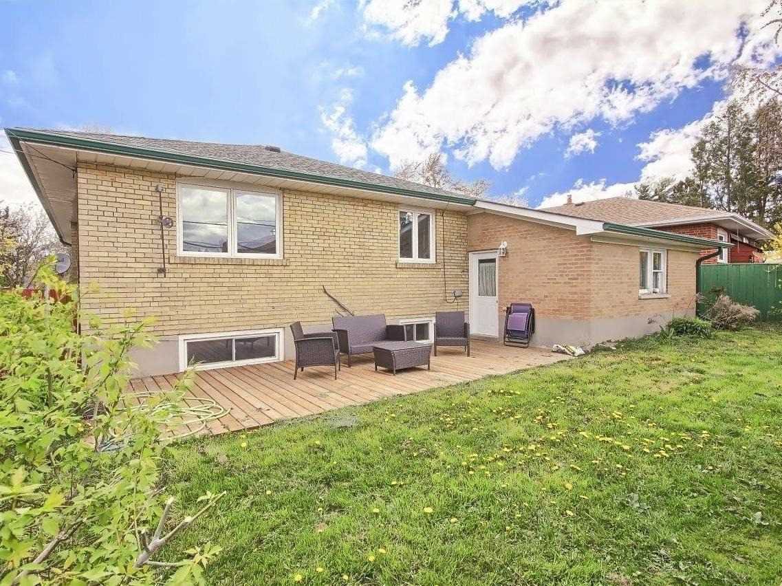 29 Grassington Crescent - Photo 3