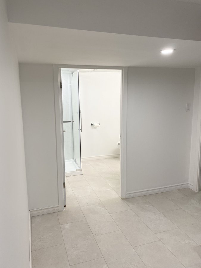 125 Fairglen Avenue - Photo 8