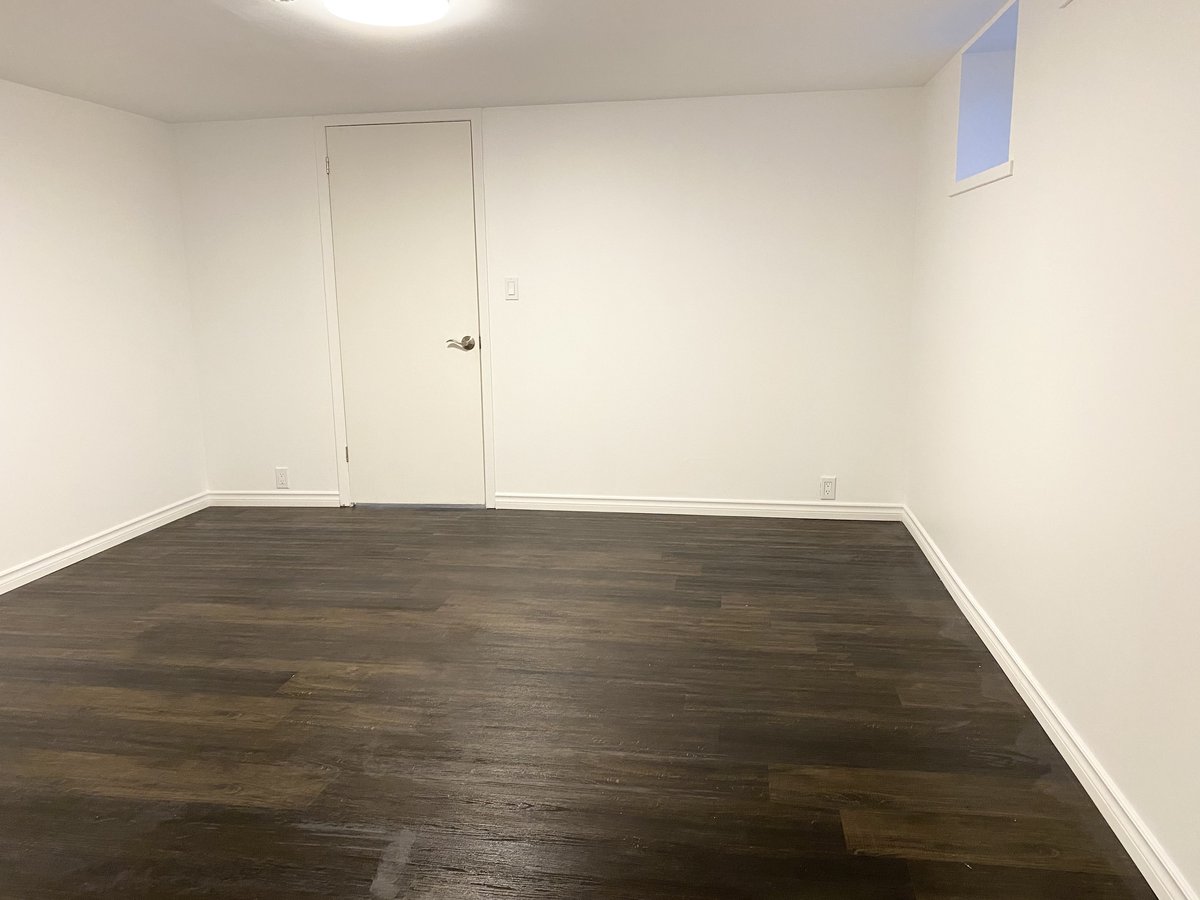 125 Fairglen Avenue - Photo 12