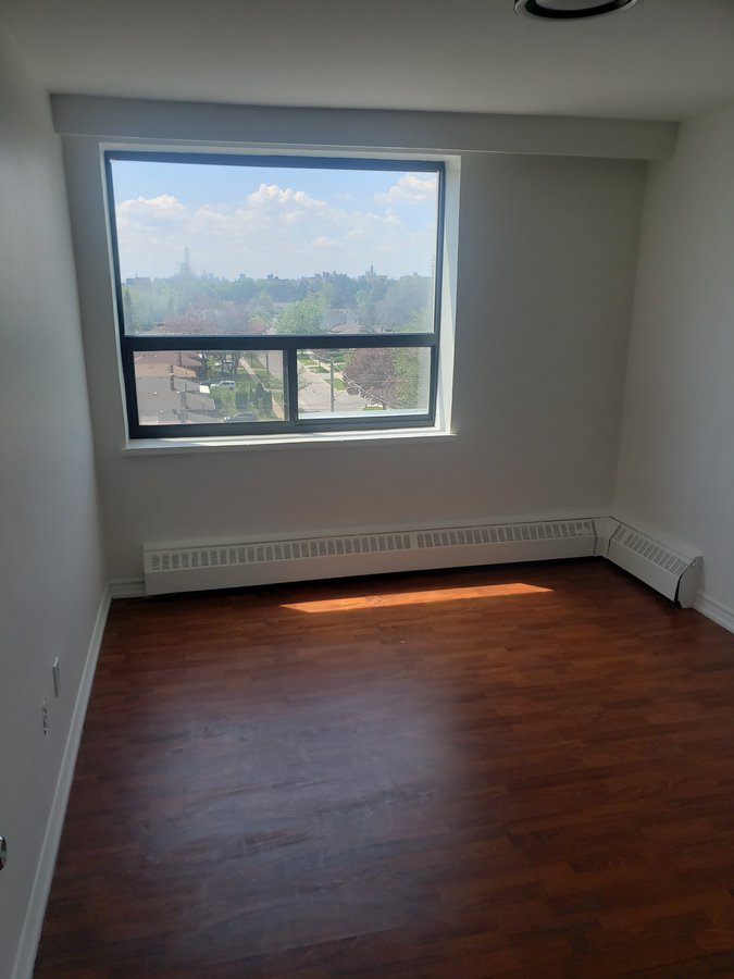 921 Midland Avenue - Photo 11