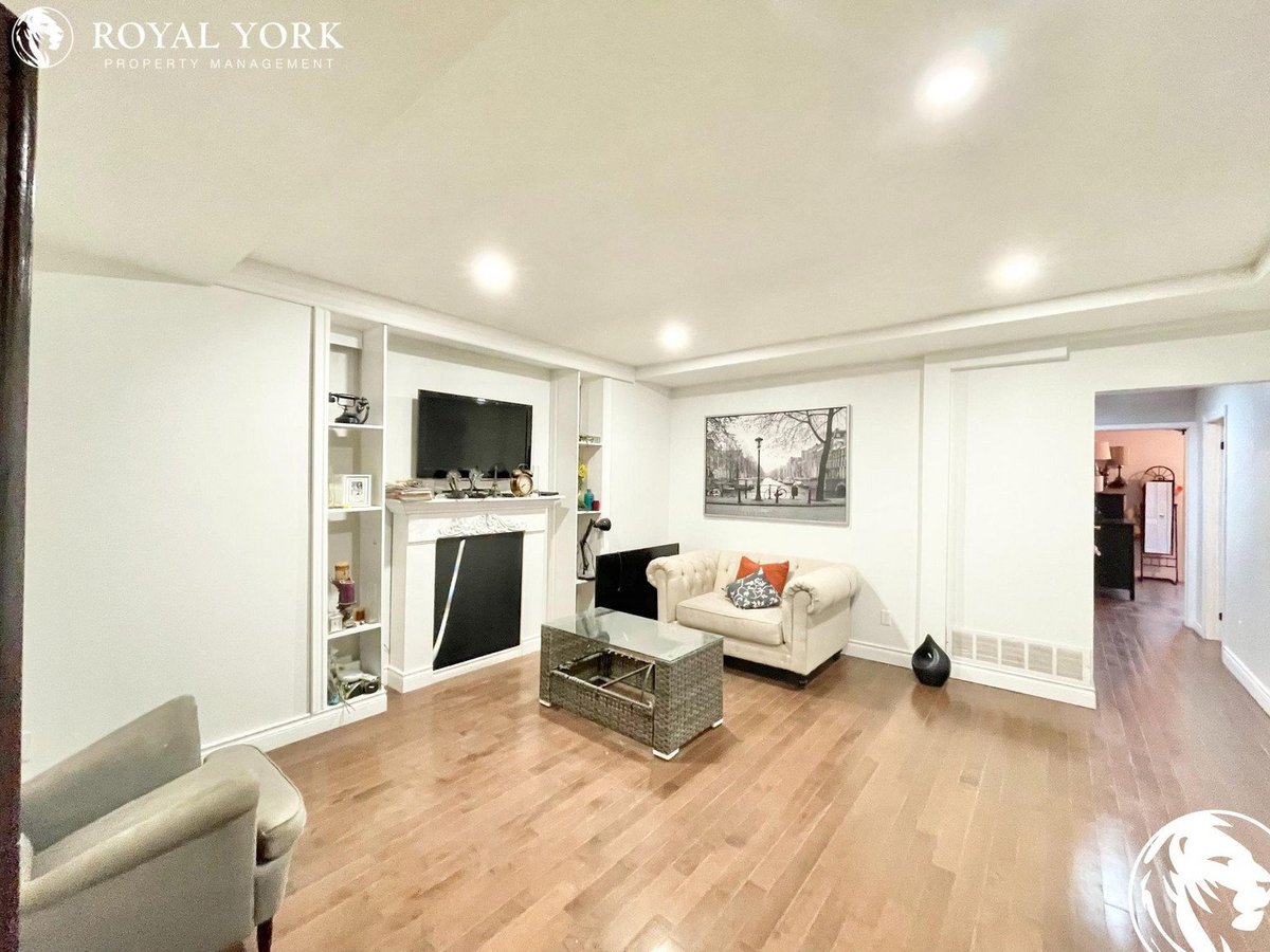 Scarborough 3 Bedroom Apartments Condos and Houses for Rent