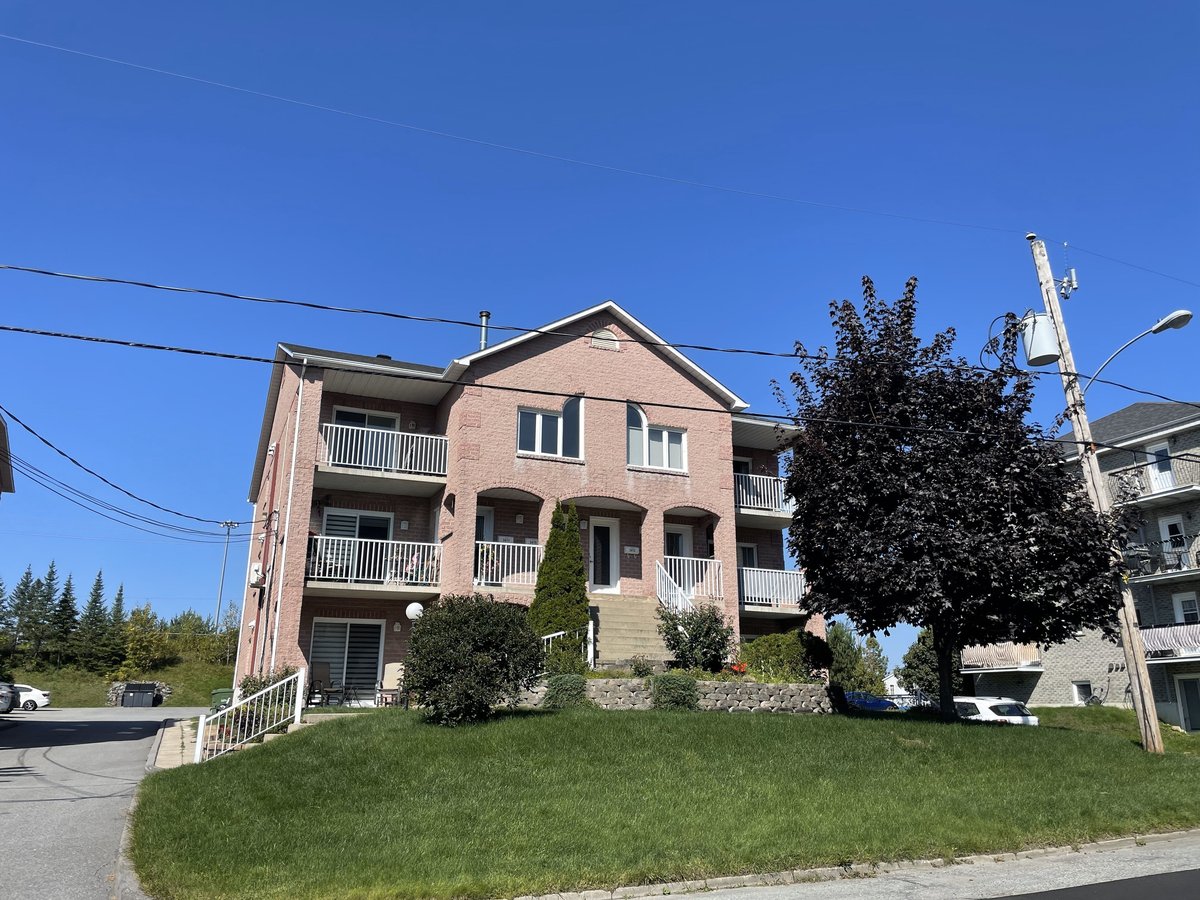 Rentals.ca Sherbrooke Apartments, Condos and Houses For Rent