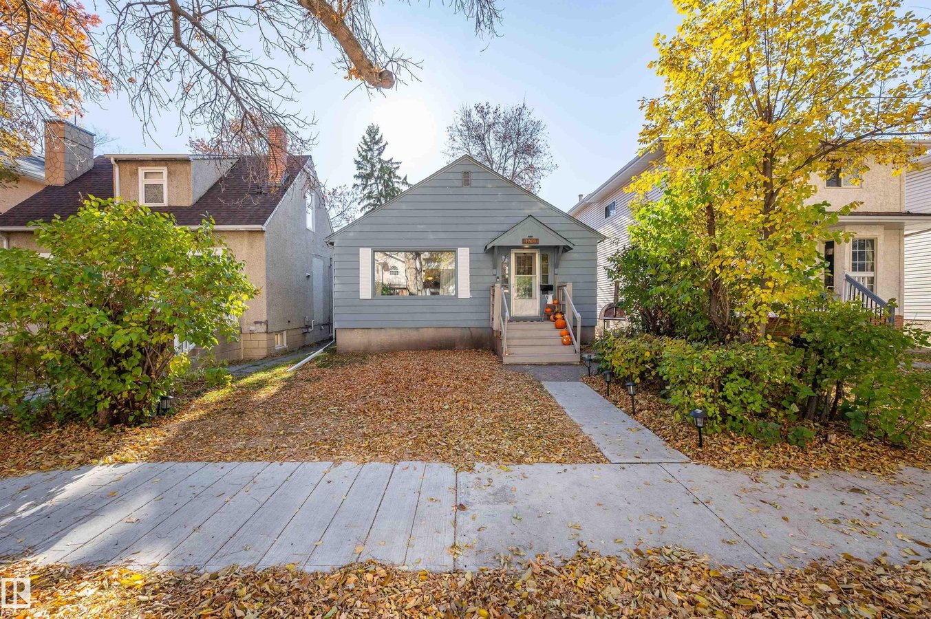 11109 81 Avenue Northwest - Photo 1