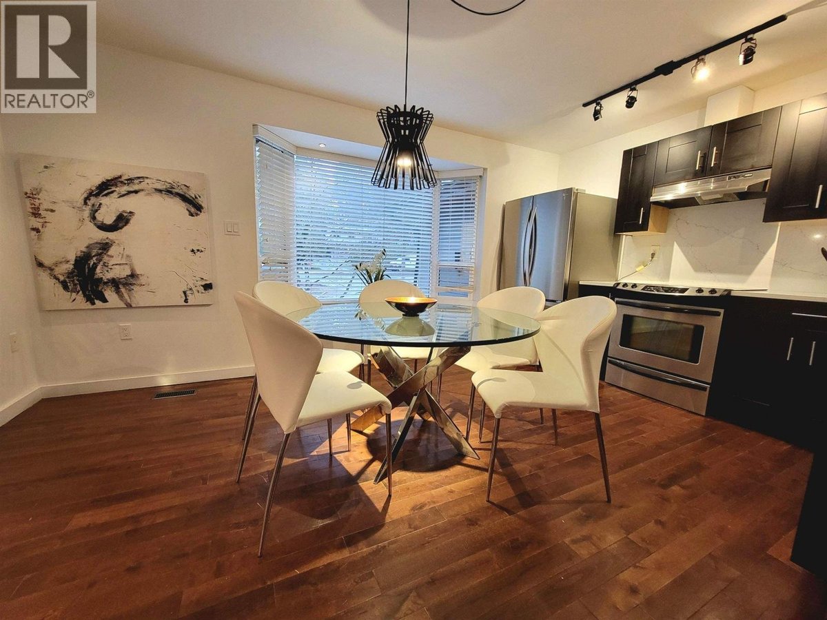 2568 THE BOULEVARD - Photo 5