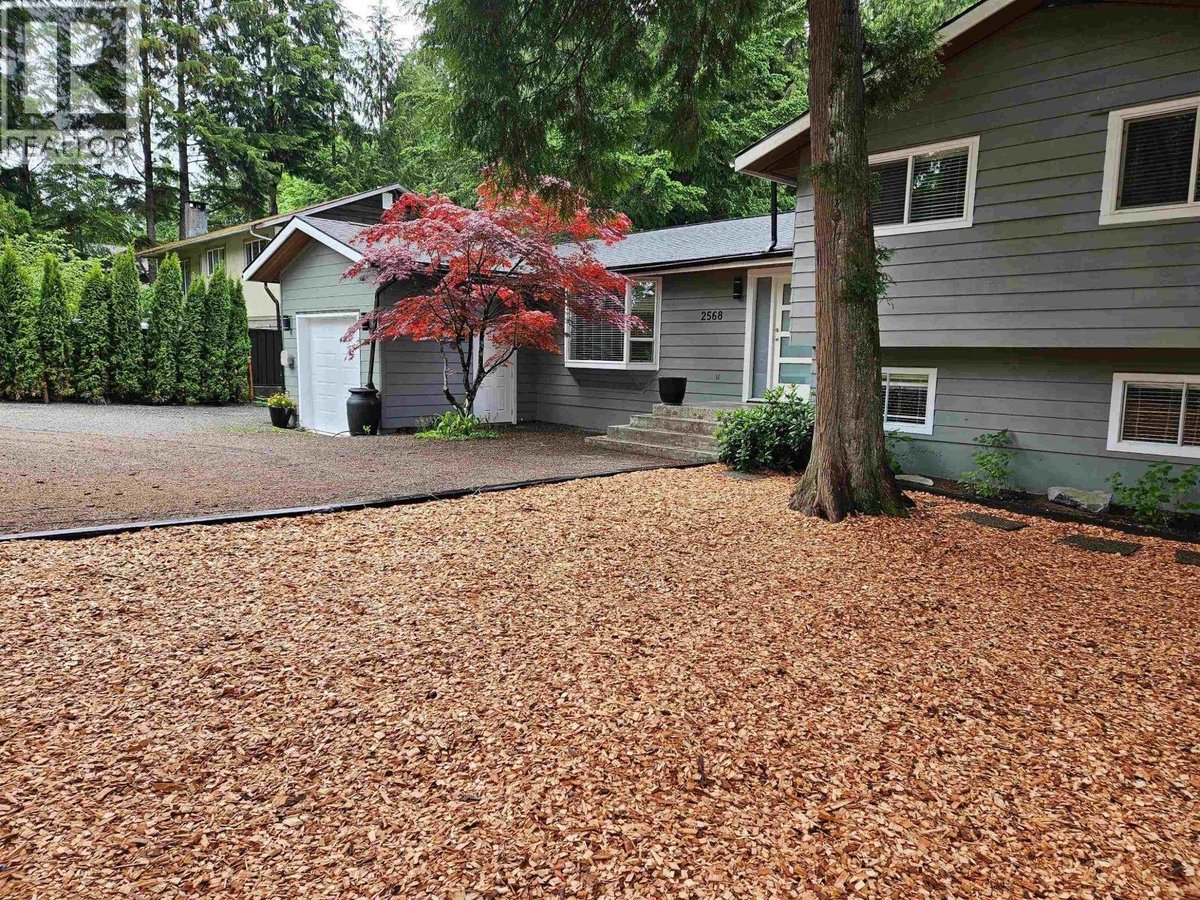 2568 THE BOULEVARD - Photo 18