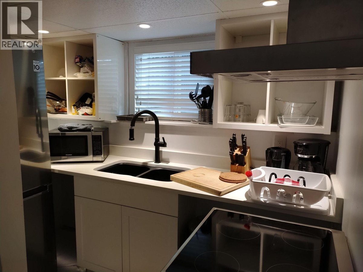 2568 THE BOULEVARD - Photo 5
