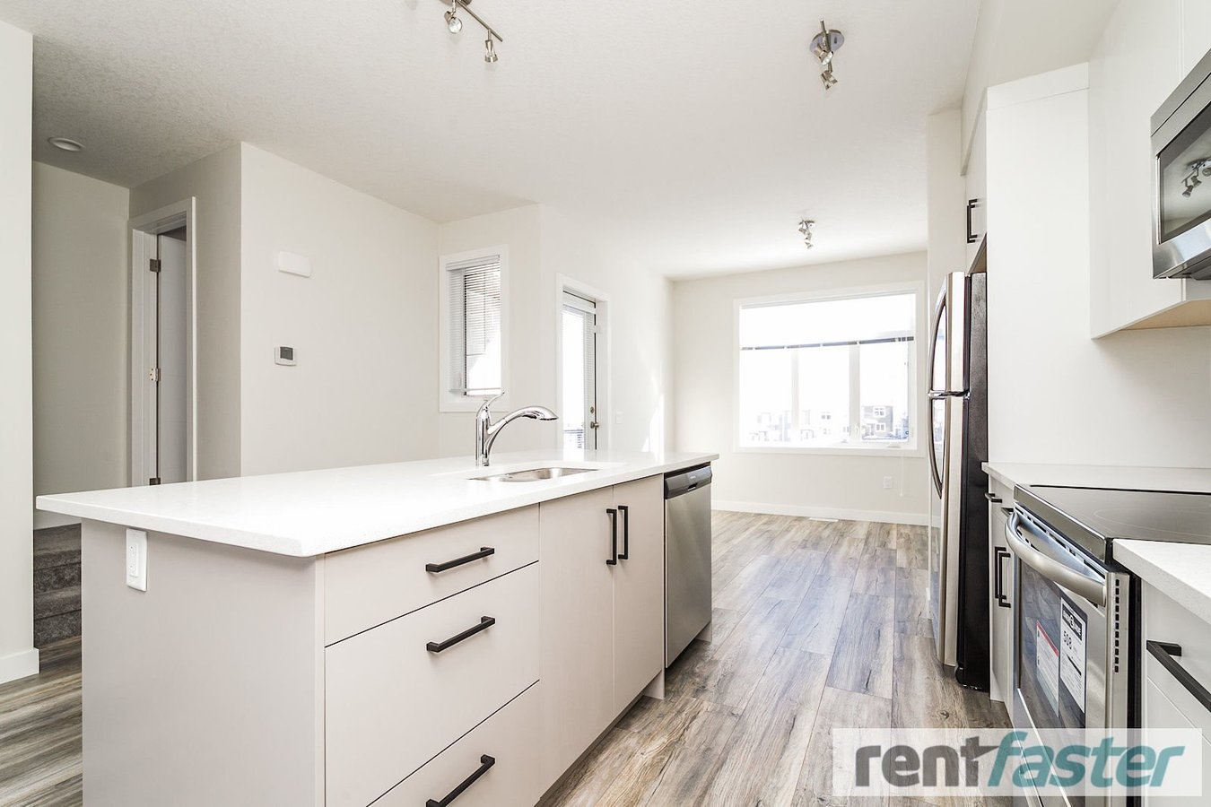 NEW Townhouse for Rent - Photo 7