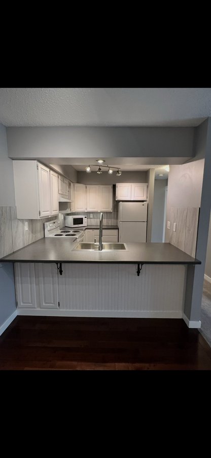 22 Alpine Place - Photo 2