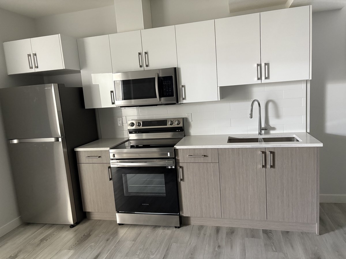 101 Edgefield Way - Photo 2