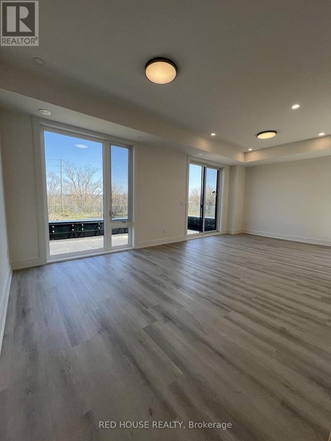 34 EVERETT COMMON - Photo 6