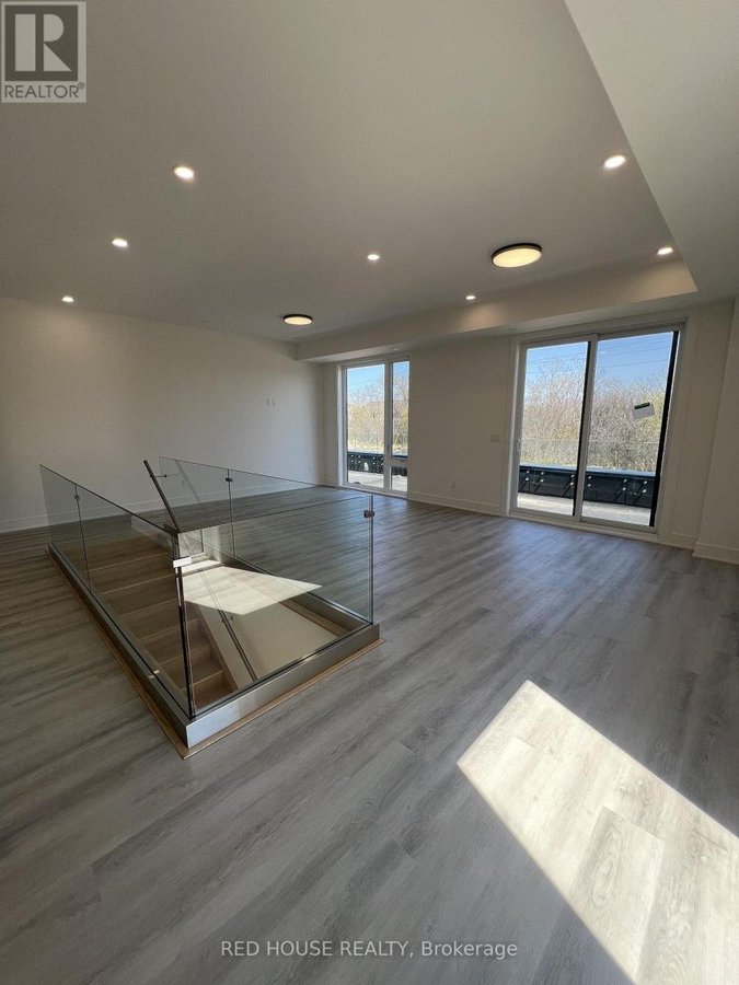 34 EVERETT COMMON - Photo 7