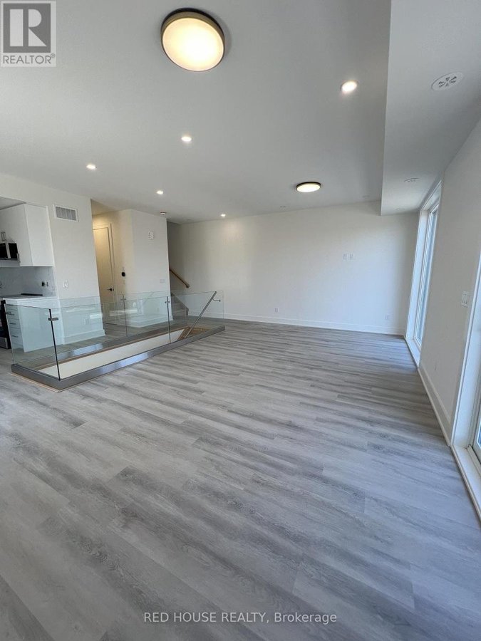 34 EVERETT COMMON - Photo 9