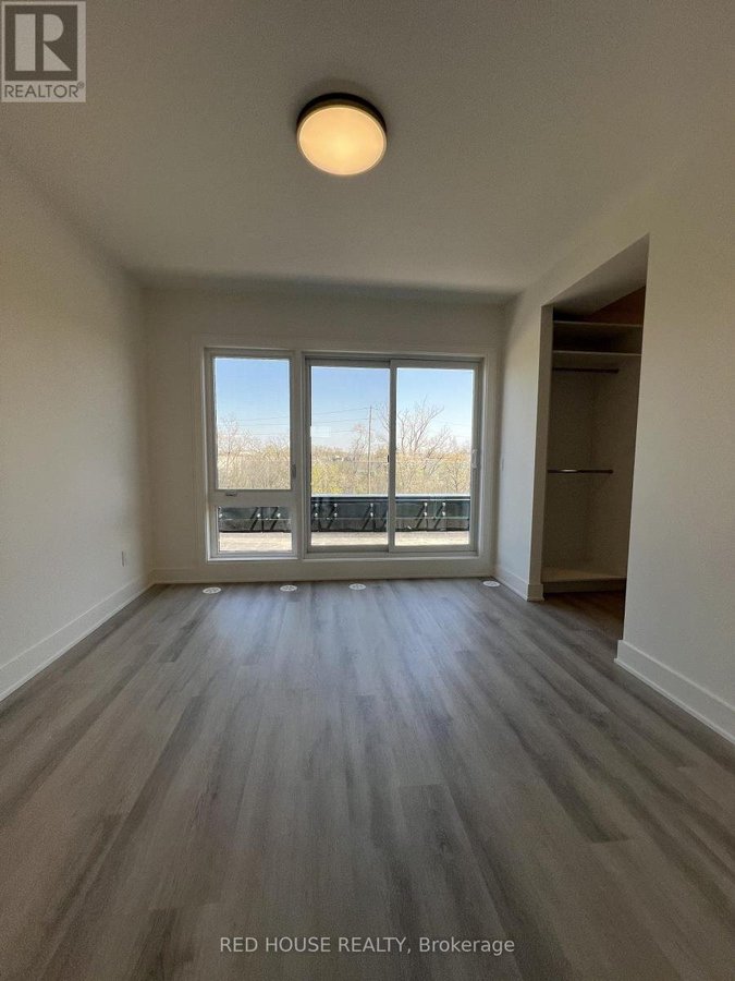 34 EVERETT COMMON - Photo 16