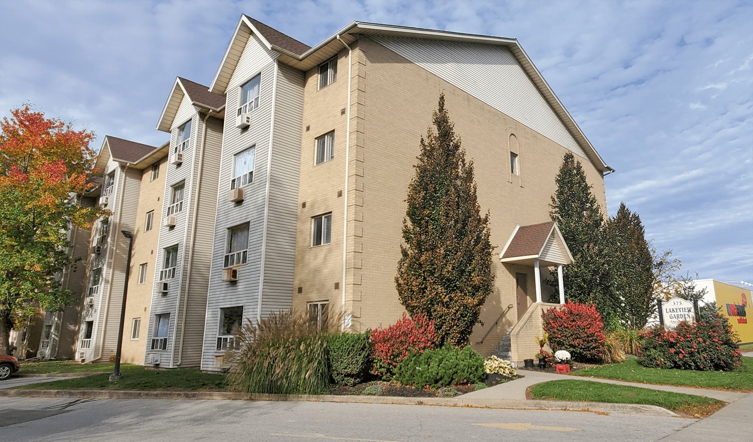 Rentals.ca ) St. Catharines Apartments, Condos and Houses For Rent