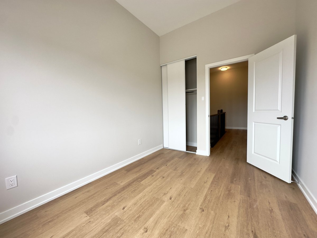 250 Craig Duncan Terrace - Photo 6
