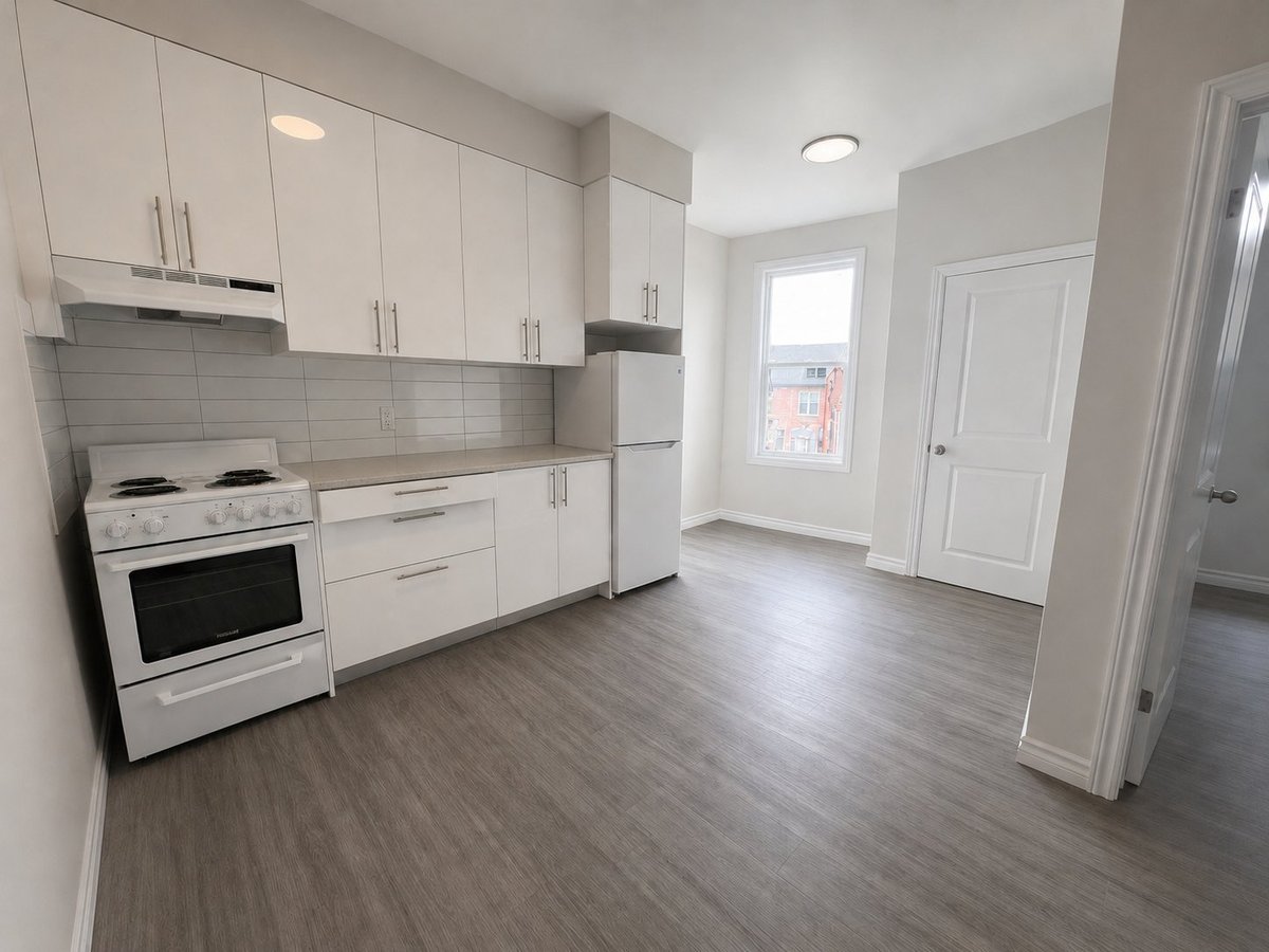 15 Market Place - Photo 1