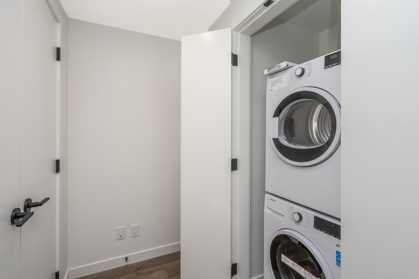 10448 University Drive - Photo 18