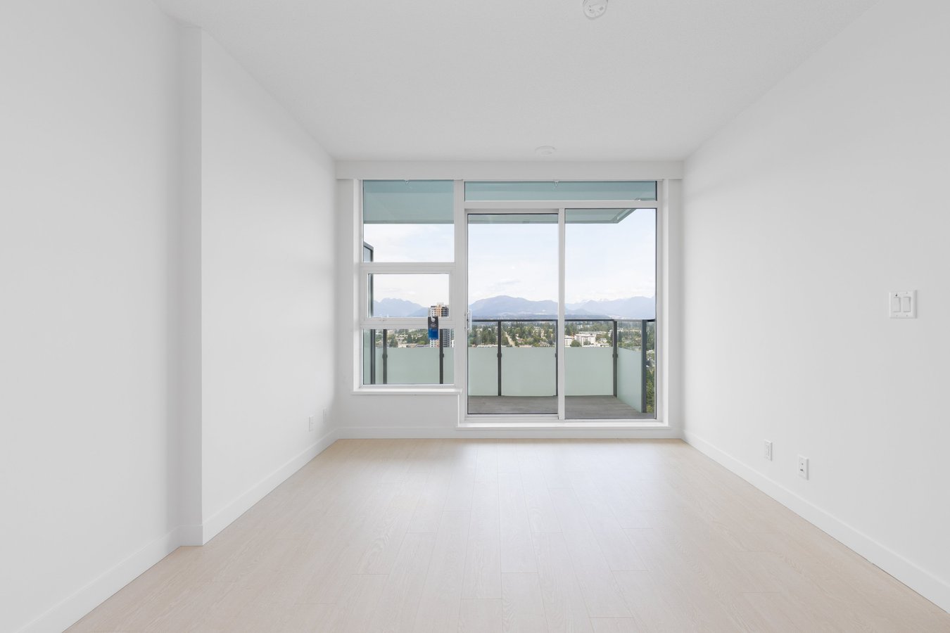 13778 100 Avenue - Photo 3