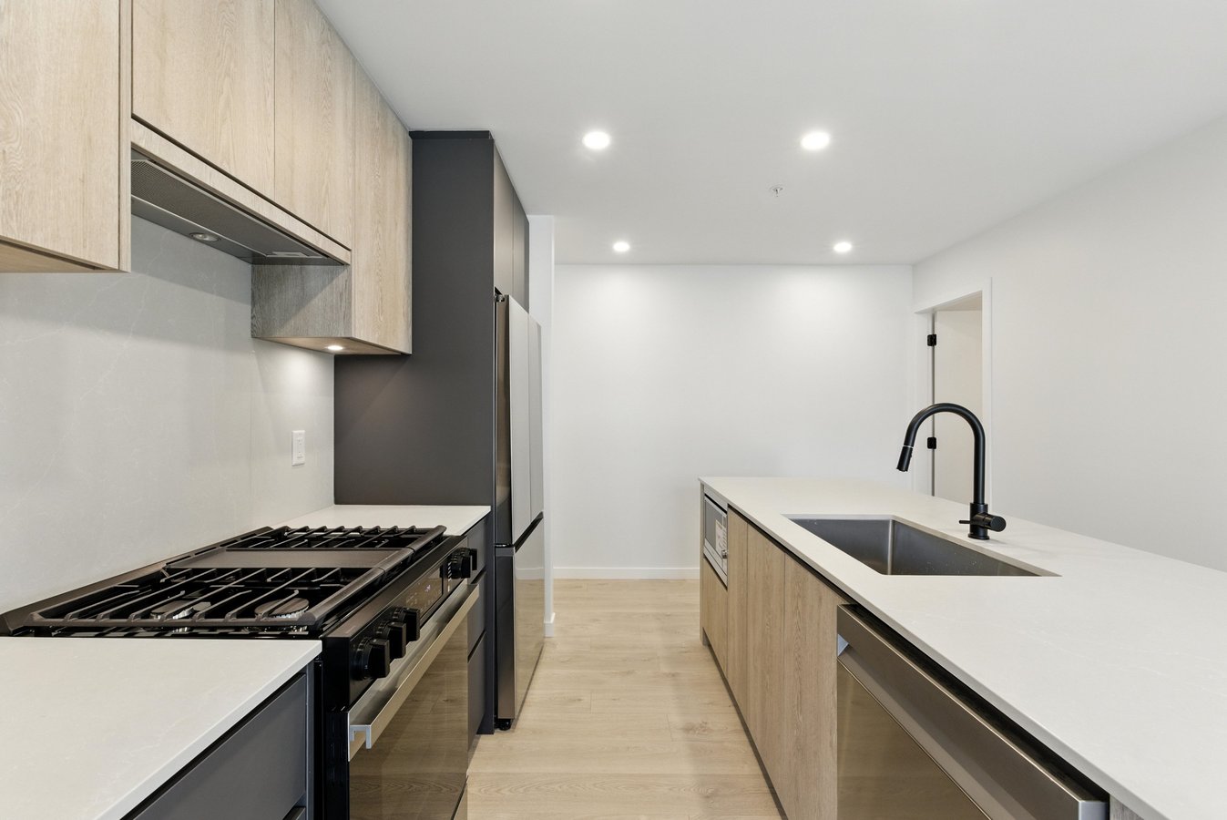 6585 195A Street - Photo 8