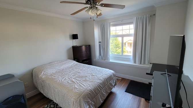 69a Avenue - Photo 1