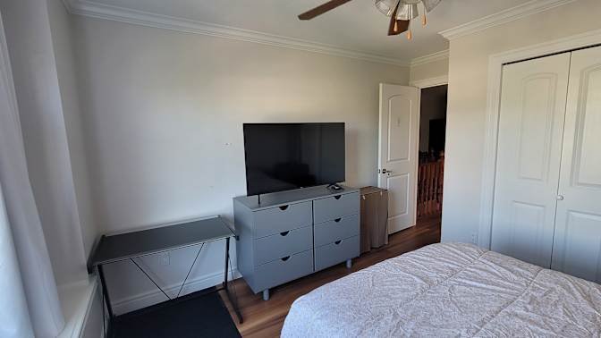 69a Avenue - Photo 2