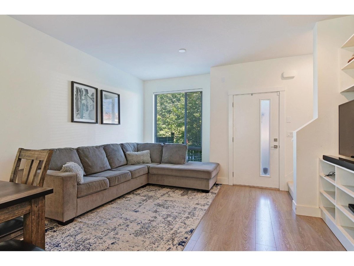43 16433 19 AVENUE - Photo 4