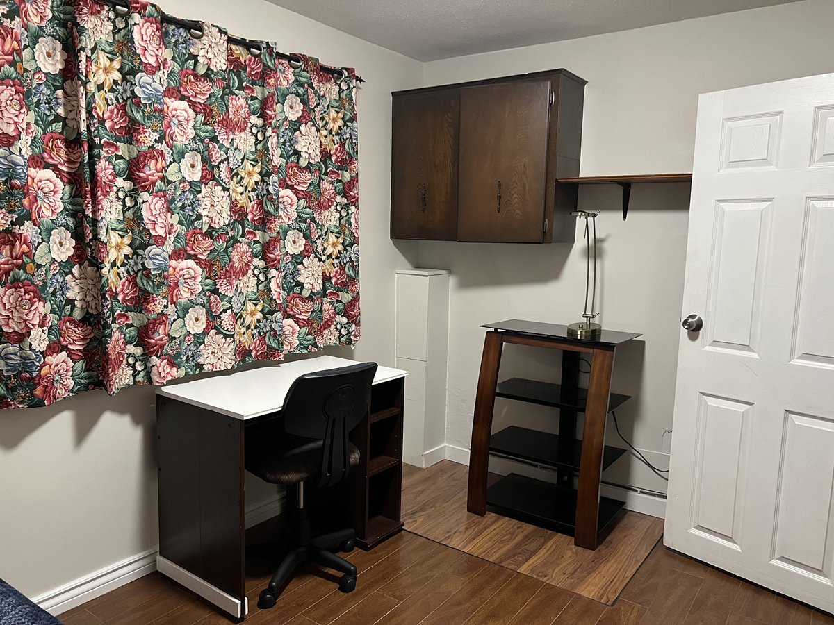 135 Street - Photo 2