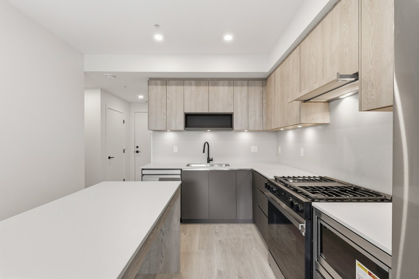 6585 195A Street - Photo 9