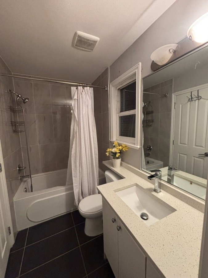 68 A Avenue - Photo 3