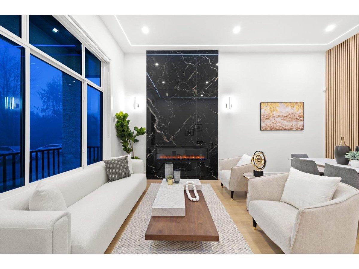 16935 0A AVENUE - Photo 3