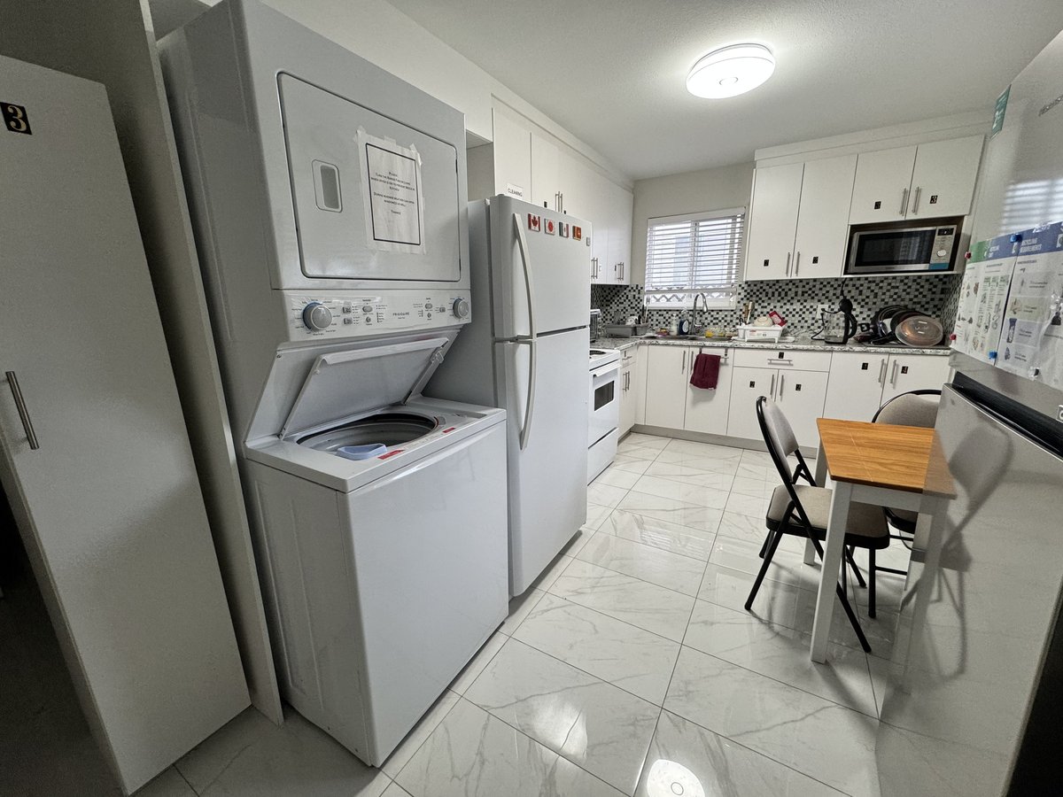8648 161 Street - Photo 6