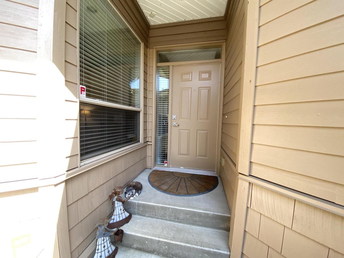 39 16655 64 AVENUE - Photo 2