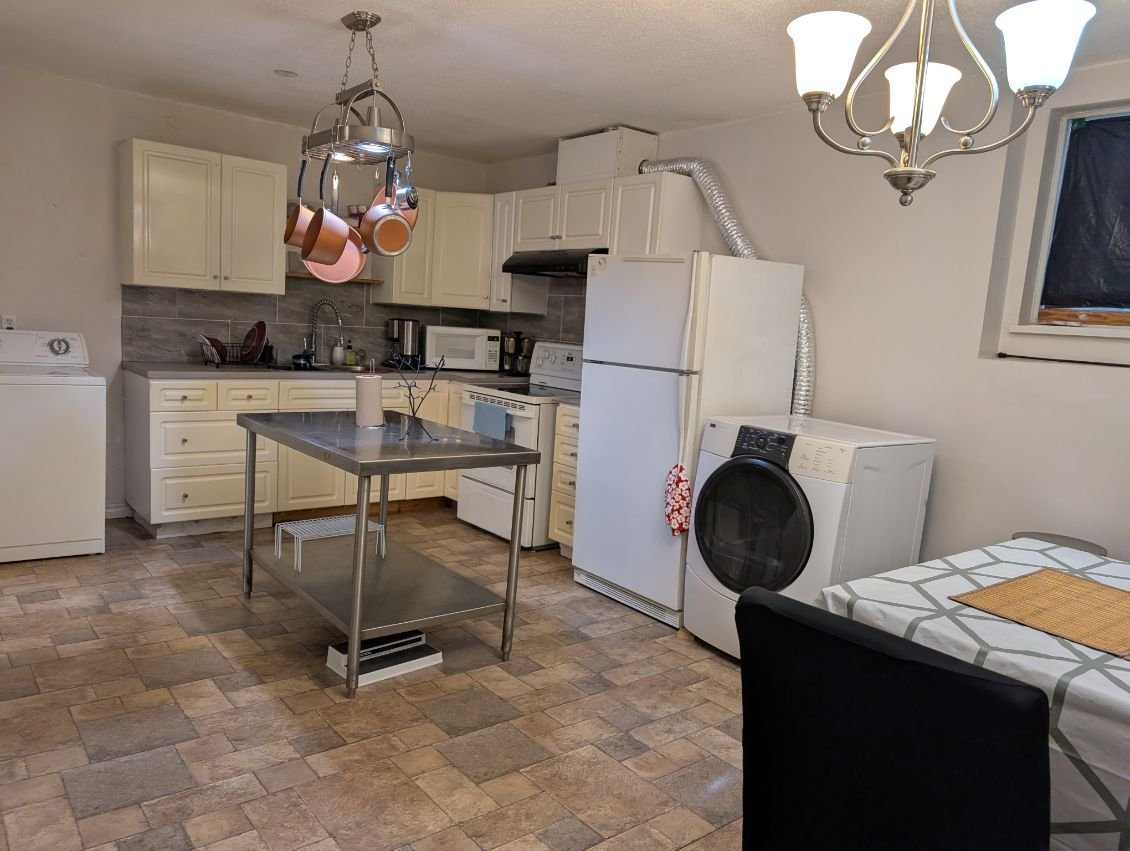 68 Avenue - Photo 8