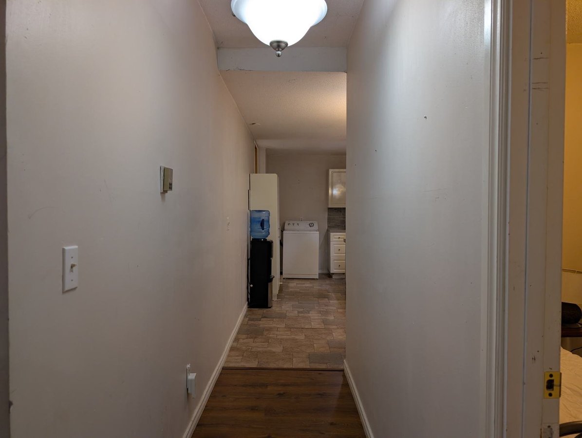 68 Avenue - Photo 9