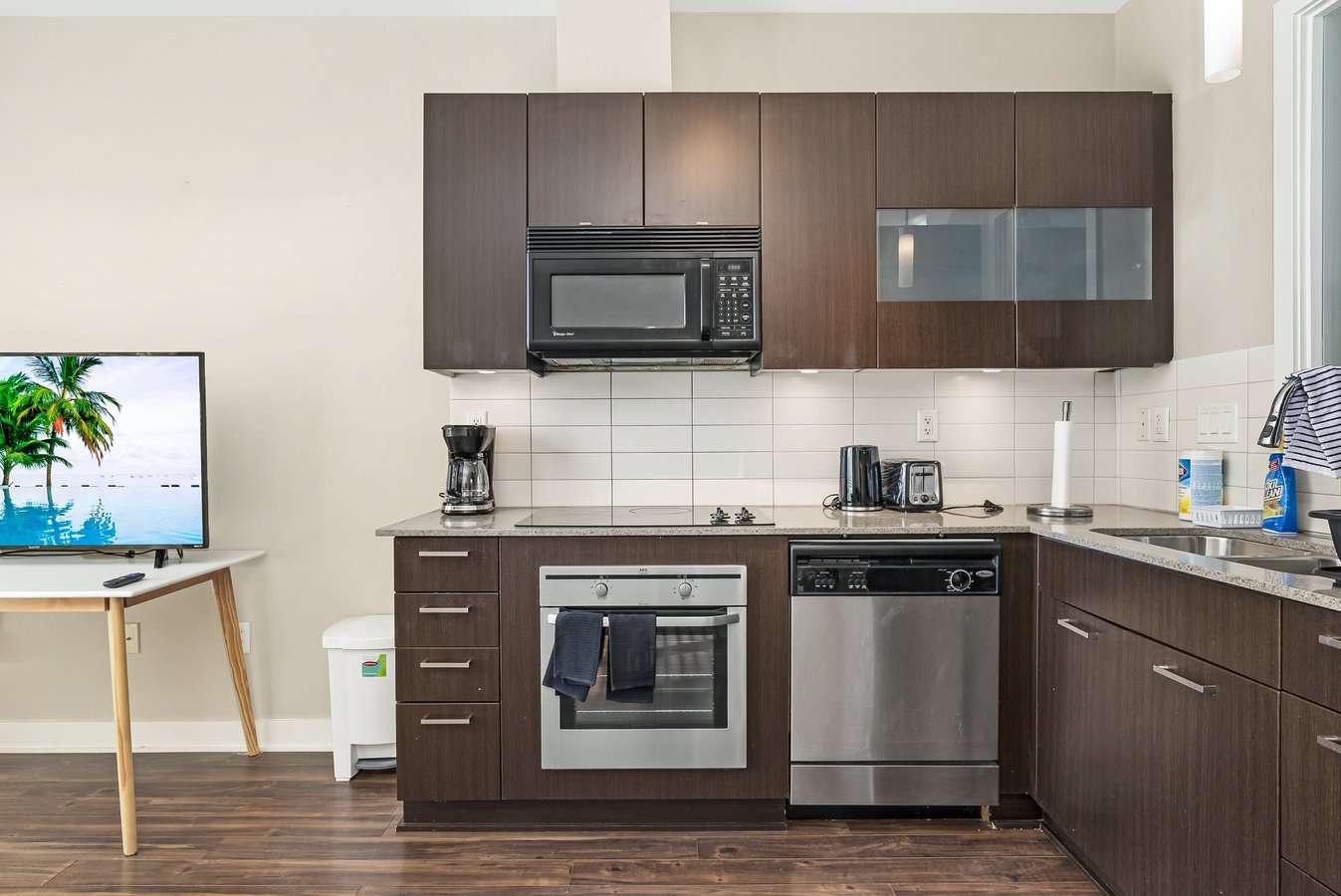 13321 102 A Avenue - Photo 2