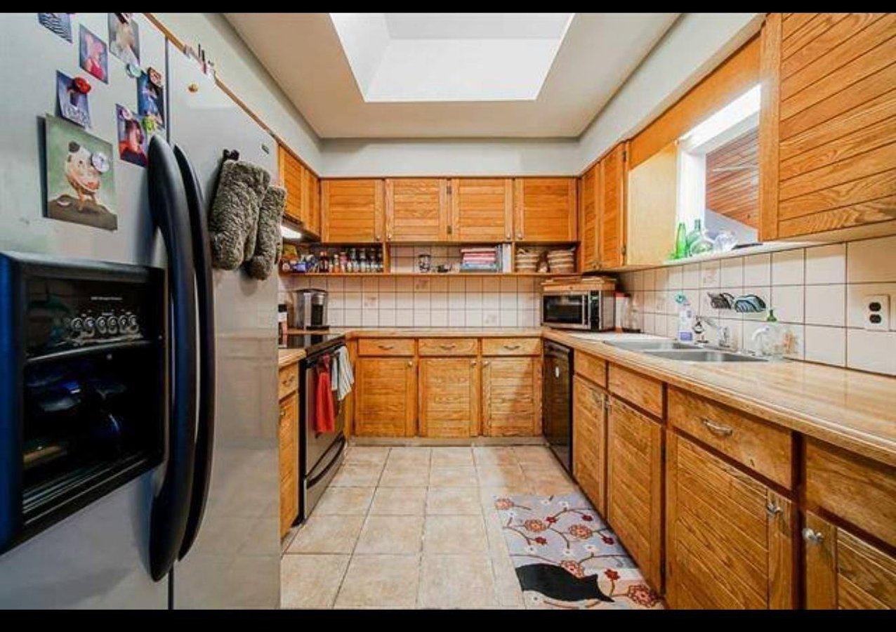 14932 90A AVENUE - Photo 2