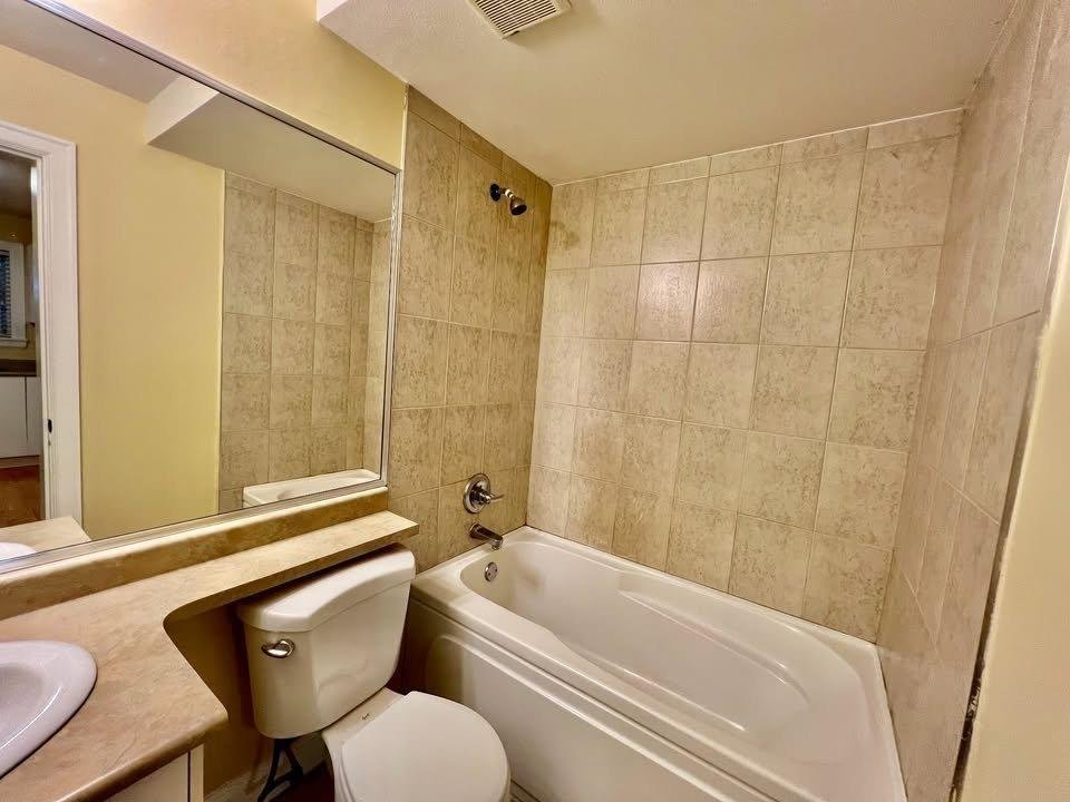 BASEMENT 111A AVE - Photo 5