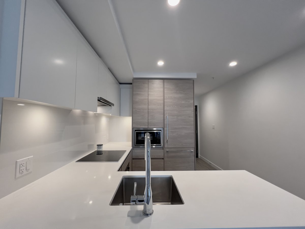 13615 Fraser Highway - Photo 2