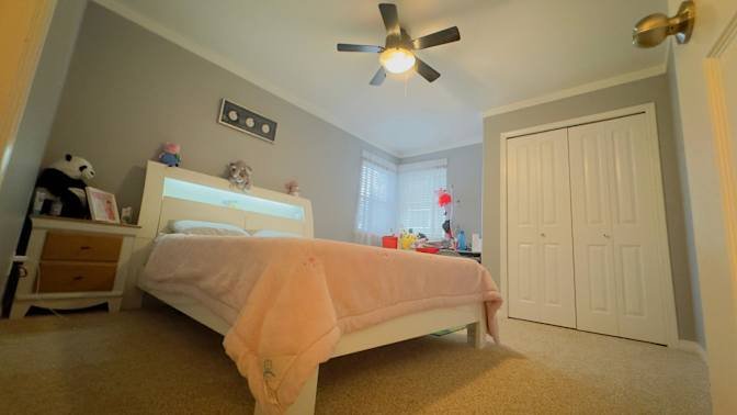 79a Avenue - Photo 2