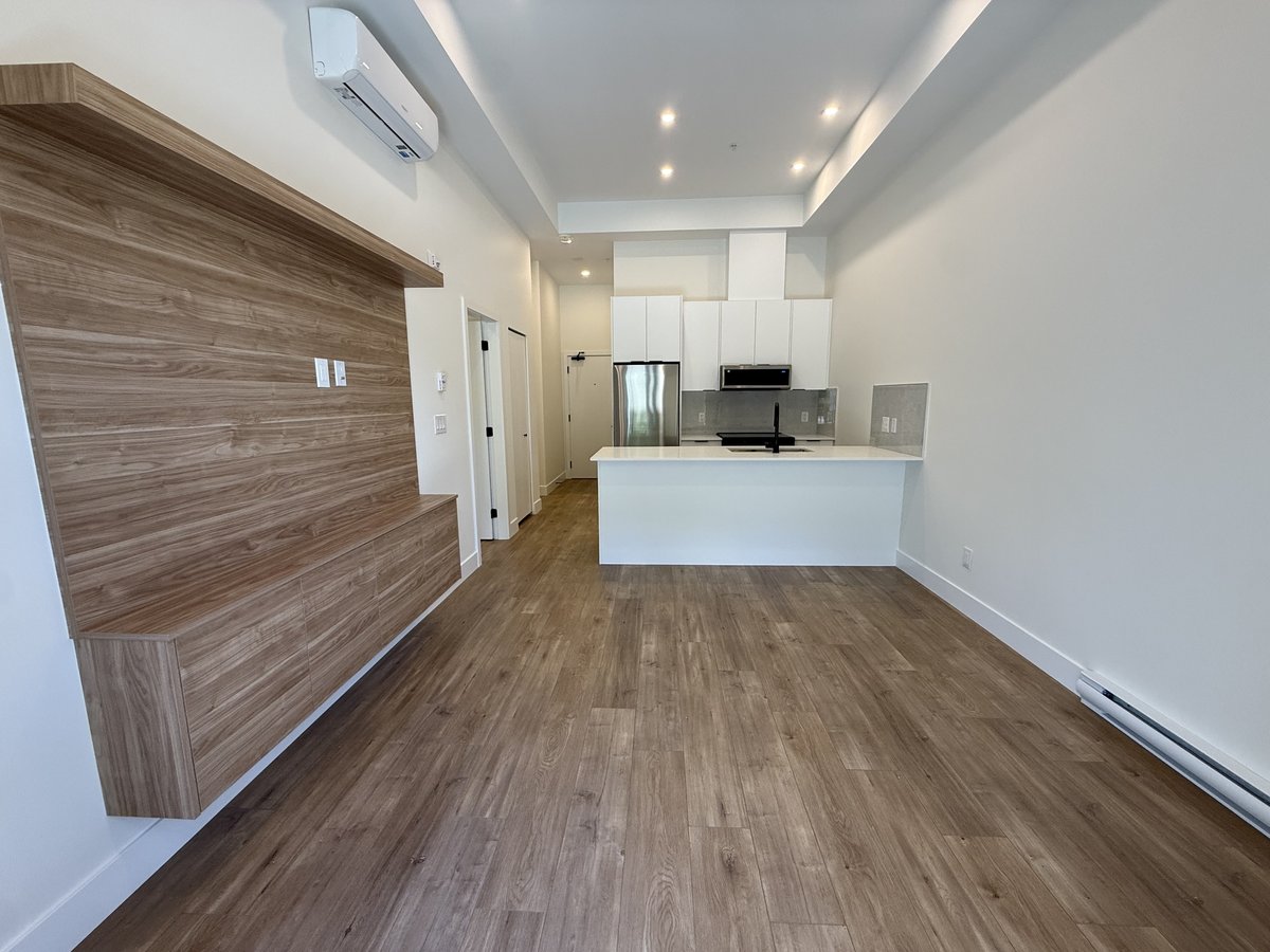 14398 60 Avenue - Photo 2