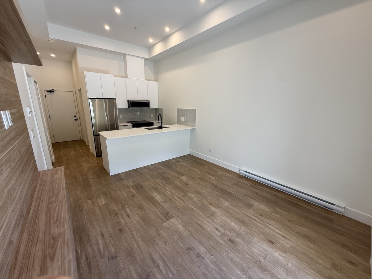 14398 60 Avenue - Photo 3
